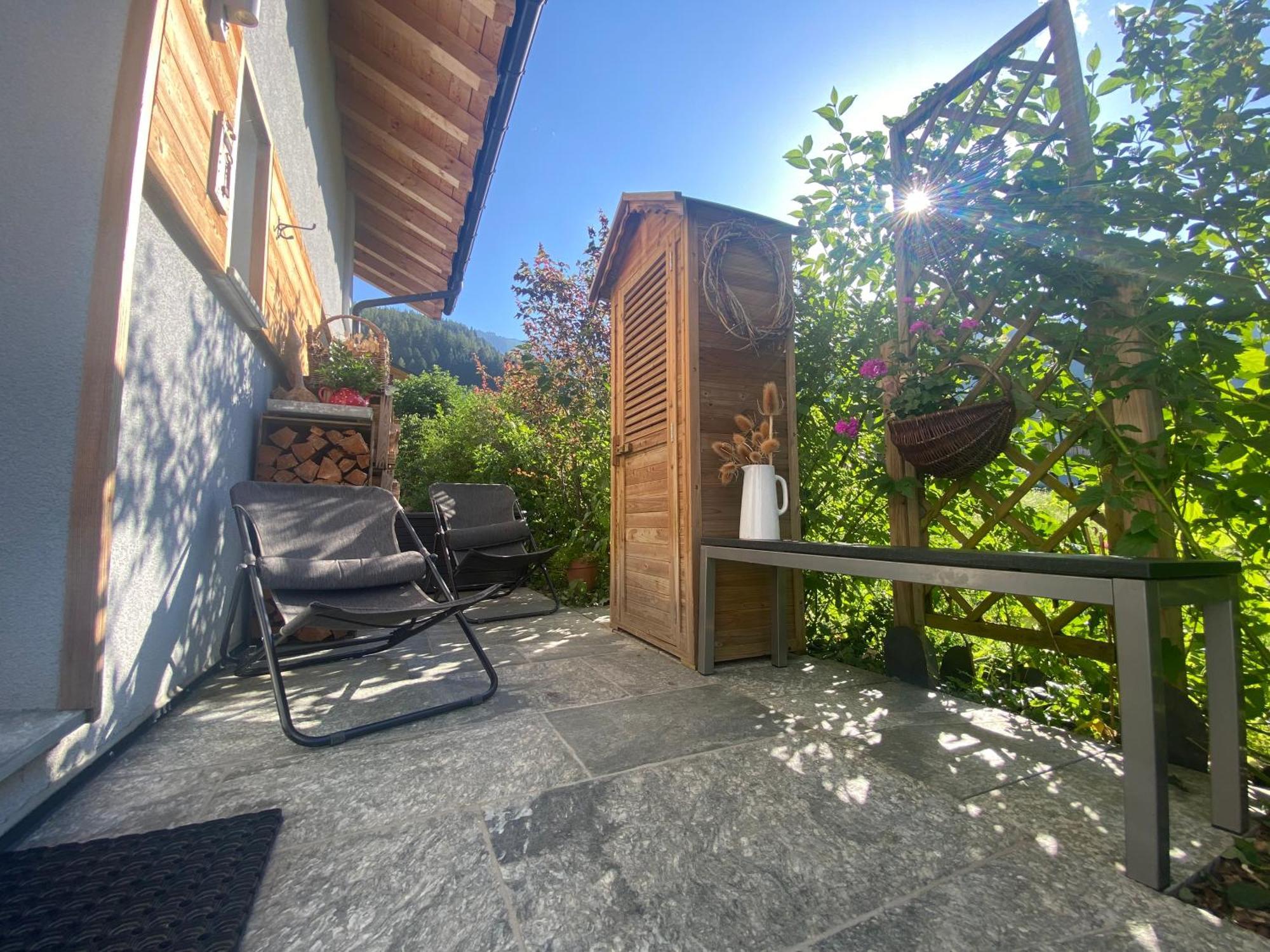 Aux Grands-Vergers Apartamento Bruson Exterior foto
